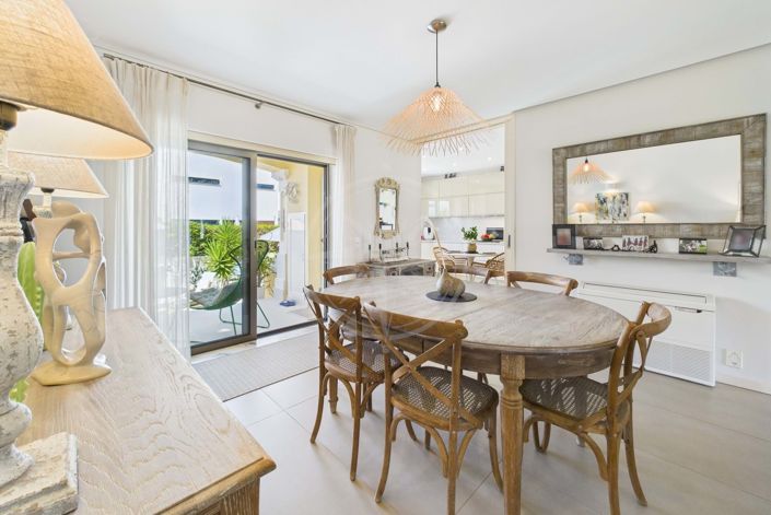 Image No.8-3 Bed Villa for sale