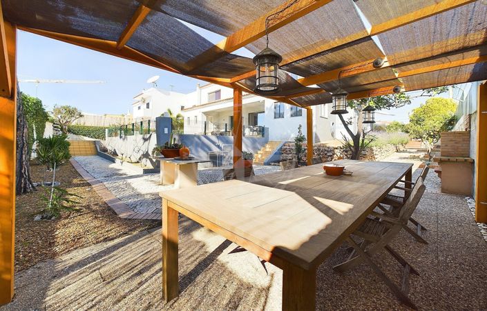 Image No.24-4 Bed Villa for sale