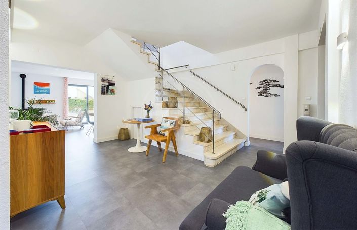 Image No.5-4 Bed Villa for sale