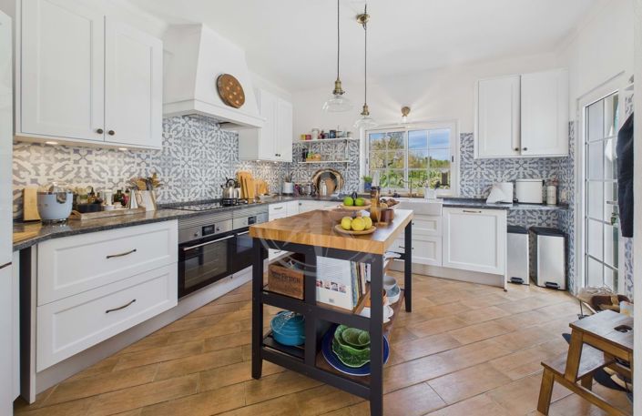 Image No.16-4 Bed Villa for sale