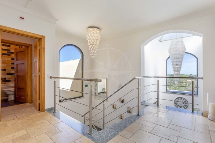 Image No.27-6 Bed Villa for sale