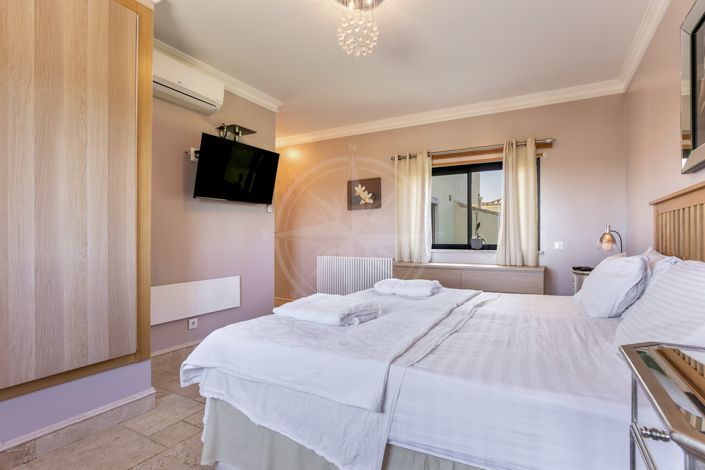 Image No.32-6 Bed Villa for sale