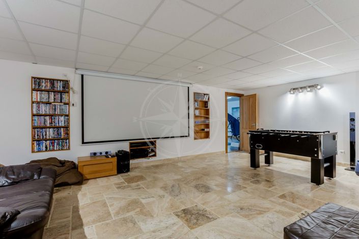 Image No.40-6 Bed Villa for sale