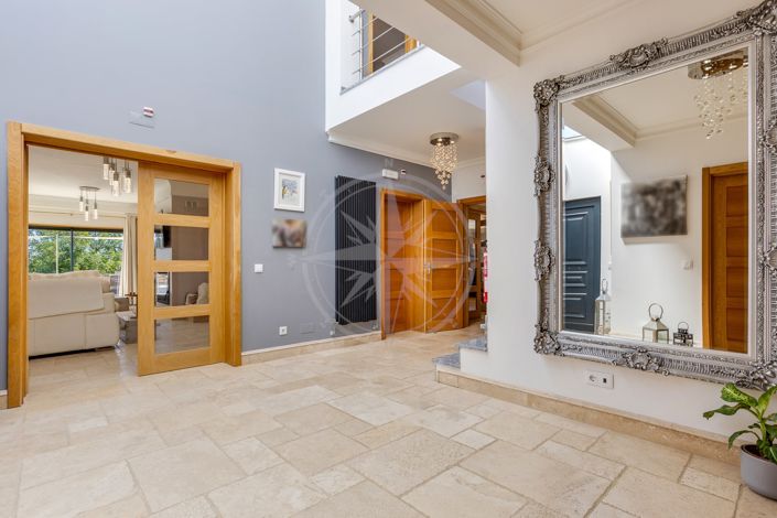 Image No.6-6 Bed Villa for sale