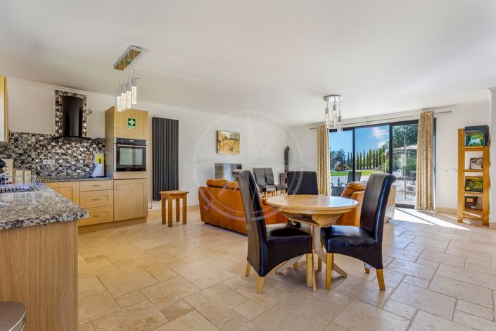 Image No.52-6 Bed Villa for sale