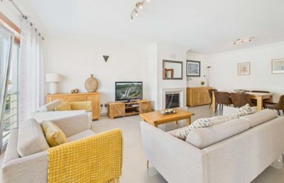 1987-358463-0086b5b4f2b294297643049c268e89554