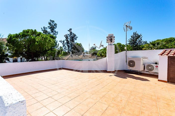 Image No.26-3 Bed Villa for sale