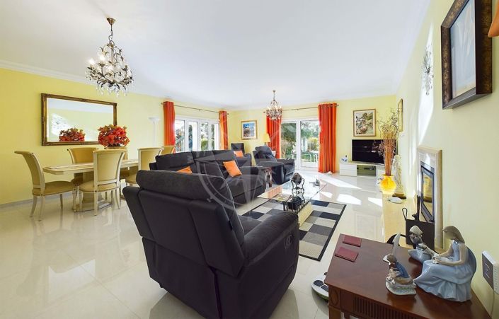 Image No.11-4 Bed Villa for sale