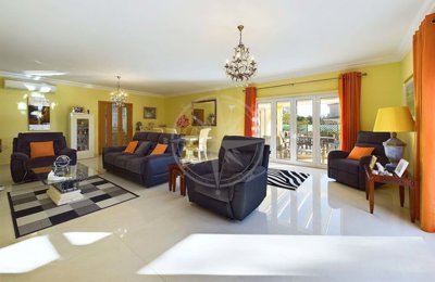 1987-359331-0086b5b4f2b294297643049c268e89554