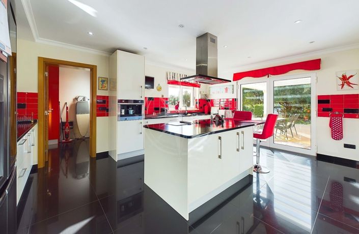 Image No.15-4 Bed Villa for sale