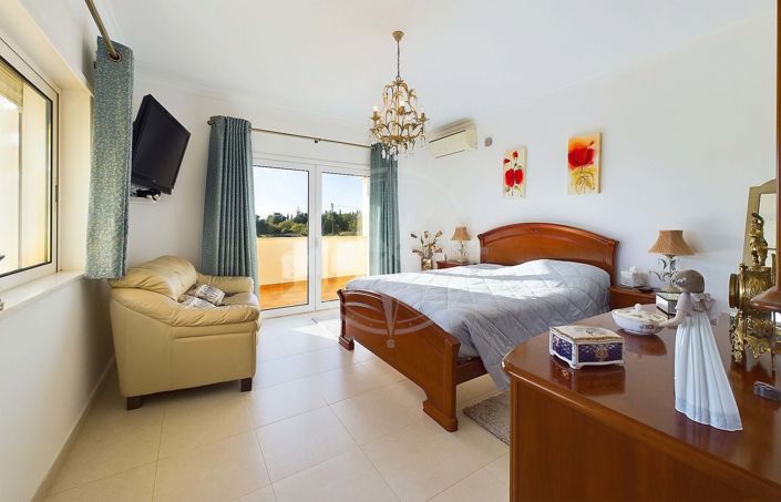 Image No.23-4 Bed Villa for sale