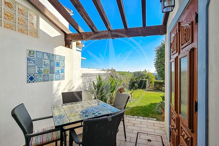 Image No.11-3 Bed Townhouse for sale