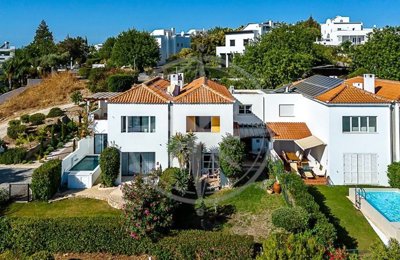 1987-359339-0086b5b4f2b294297643049c268e89554