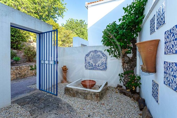 Image No.4-3 Bed Townhouse for sale