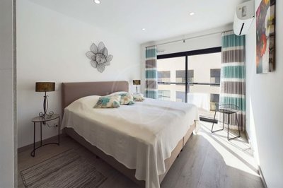 1987-359948-0086b5b4f2b294297643049c268e89554