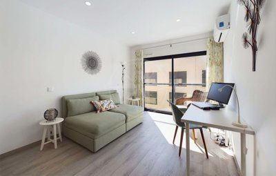 1987-359948-0086b5b4f2b294297643049c268e89554