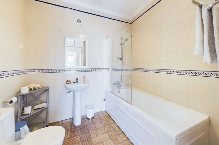 Image No.13-3 Bed Townhouse for sale