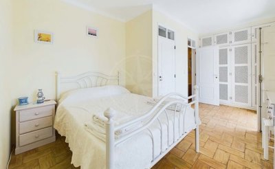 1987-359949-0086b5b4f2b294297643049c268e89554