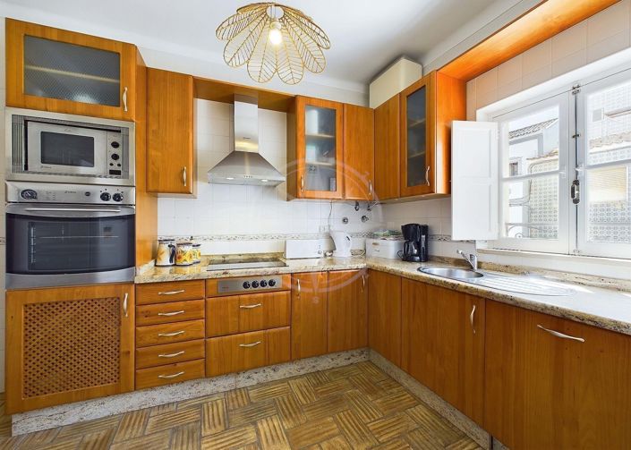 Image No.8-3 Bed Townhouse for sale