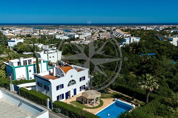 Image No.28-4 Bed Villa for sale