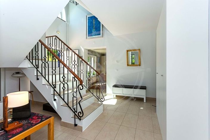 Image No.5-4 Bed Villa for sale