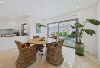 1987-359593-0086b5b4f2b294297643049c268e89554