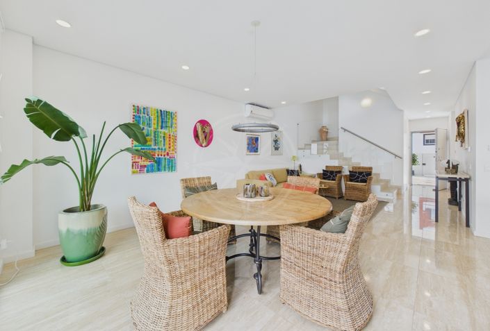 Image No.20-3 Bed Villa for sale