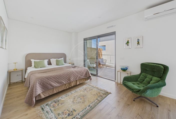 Image No.28-3 Bed Villa for sale