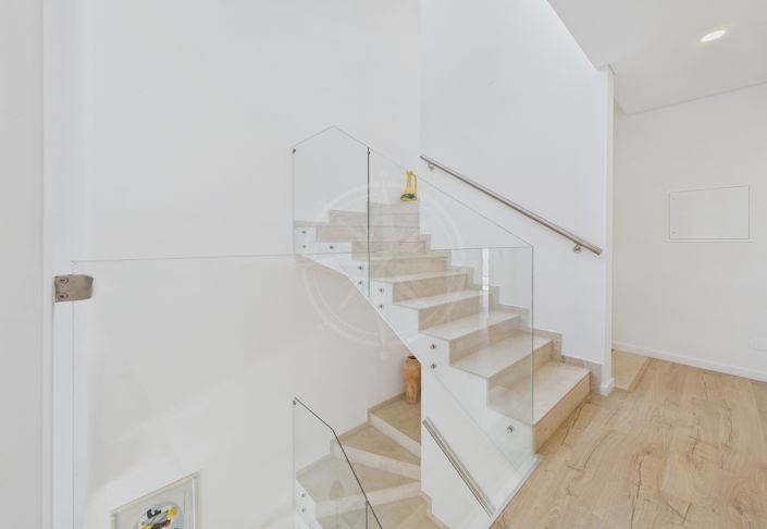 Image No.31-3 Bed Villa for sale