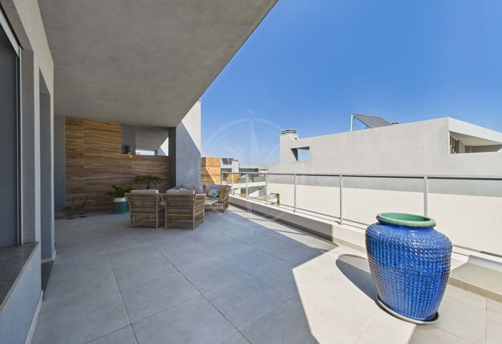 Image No.32-3 Bed Villa for sale