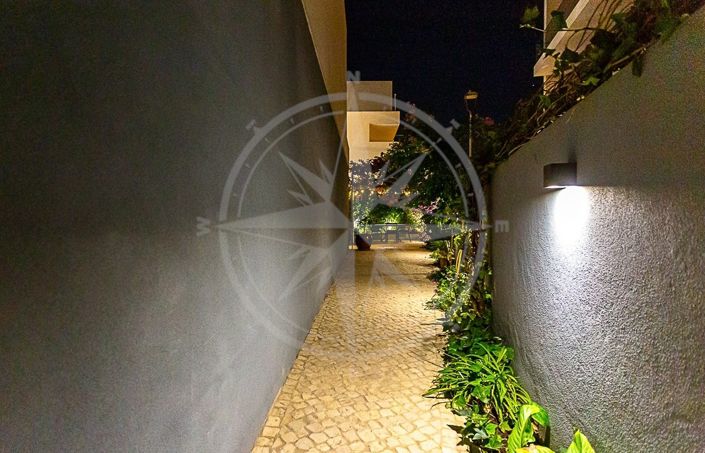 Image No.8-3 Bed Villa for sale