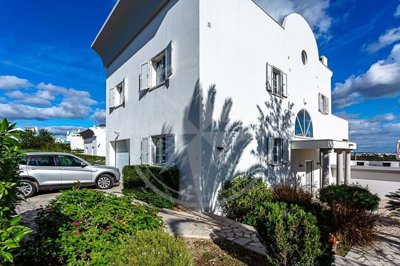 1987-360253-0086b5b4f2b294297643049c268e89554