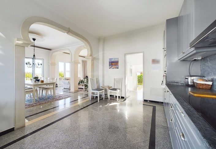 Image No.23-4 Bed Villa for sale