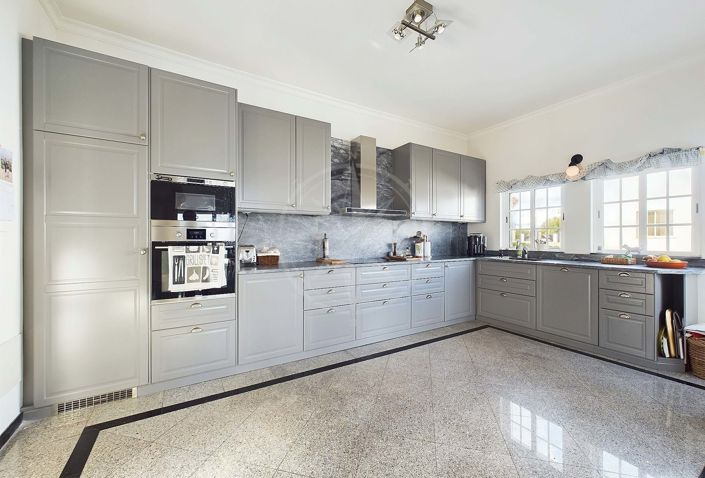 Image No.25-4 Bed Villa for sale