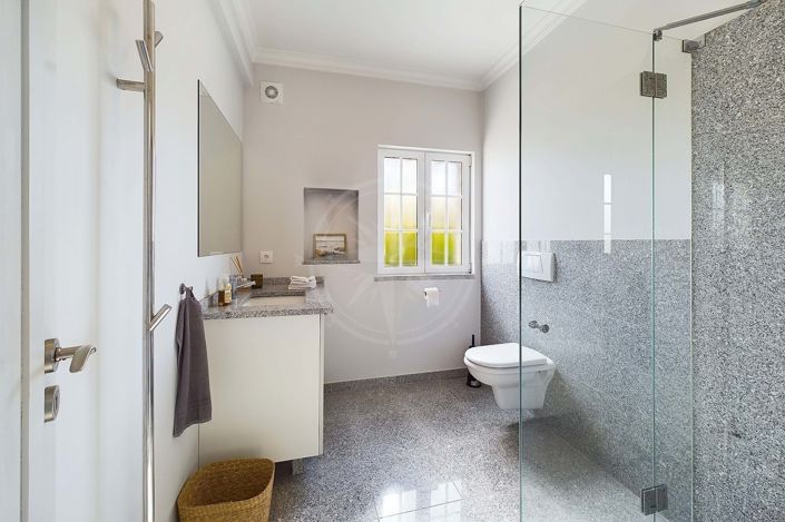 Image No.29-4 Bed Villa for sale