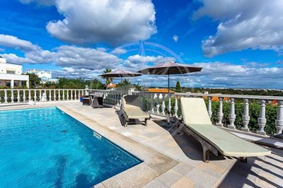 1987-360253-0086b5b4f2b294297643049c268e89554