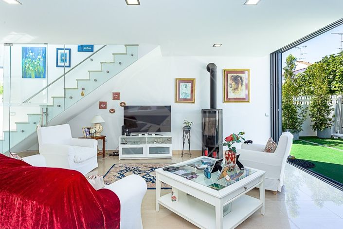 Image No.7-3 Bed Villa for sale