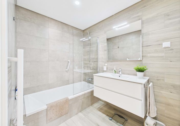 Image No.21-4 Bed Townhouse for sale