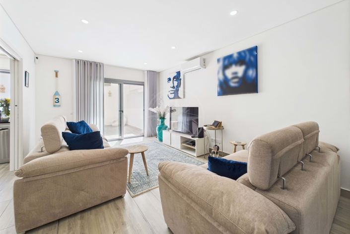 Image No.8-4 Bed Townhouse for sale