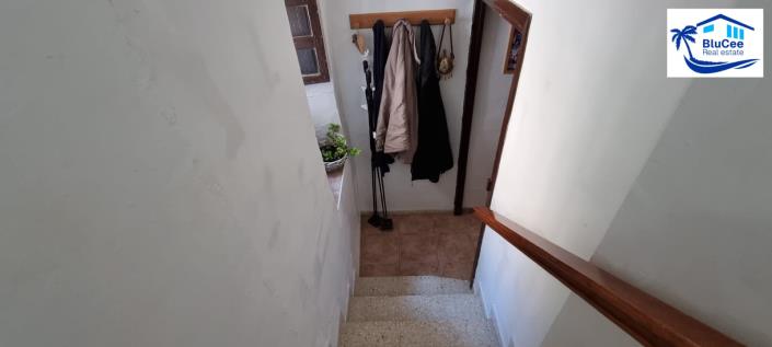 Image No.20-4 Bed House for sale