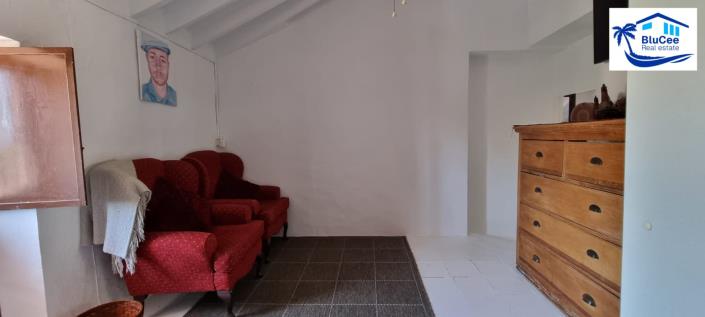 Image No.26-4 Bed House for sale