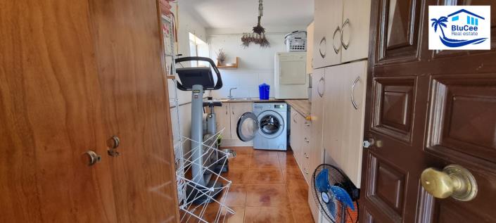 Image No.35-4 Bed House for sale