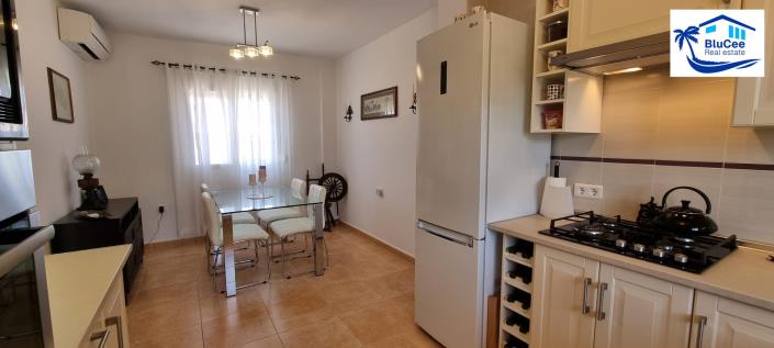 Image No.18-3 Bed Semi-Detached for sale