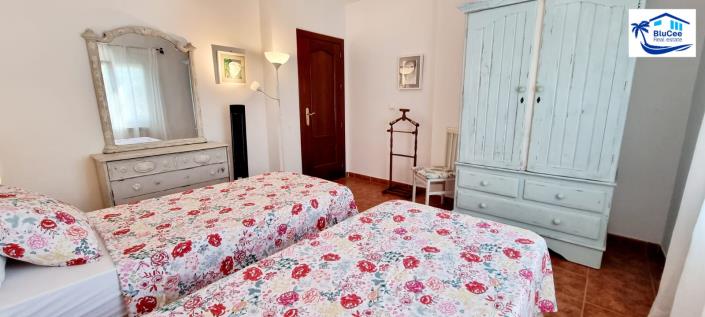 Image No.22-2 Bed Semi-Detached for sale