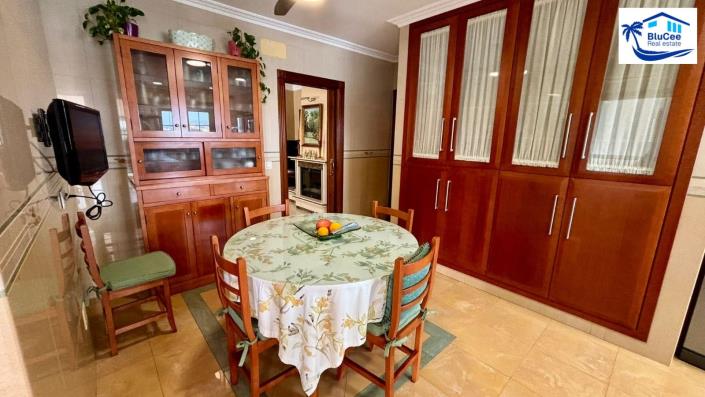 Image No.15-6 Bed House/Villa for sale