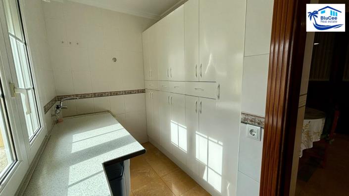 Image No.20-6 Bed House/Villa for sale