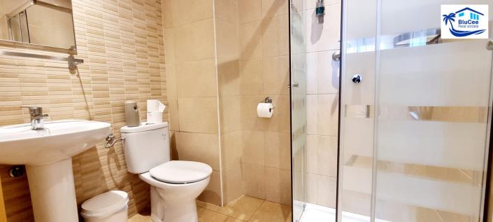 Image No.18-10 Bed Villa / Detached for sale