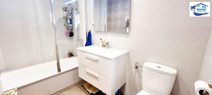 Image No.32-10 Bed Villa / Detached for sale