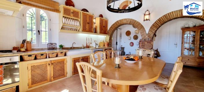 Image No.21-3 Bed Villa for sale