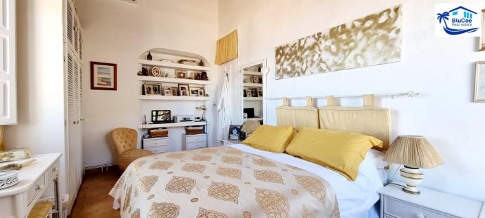 Image No.31-3 Bed Villa for sale